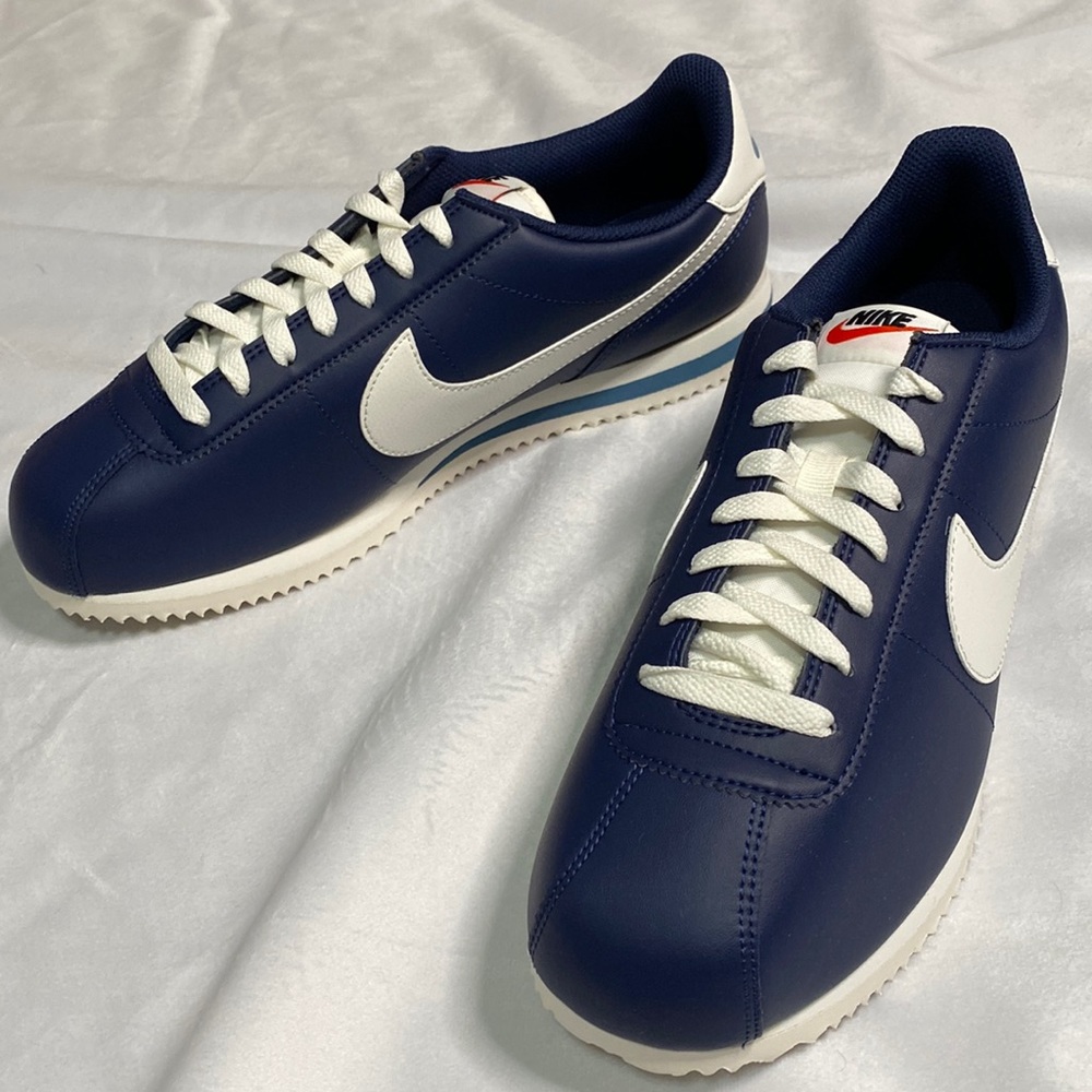 New with box - Nike Cortez Men Size 10 Midnight Navy